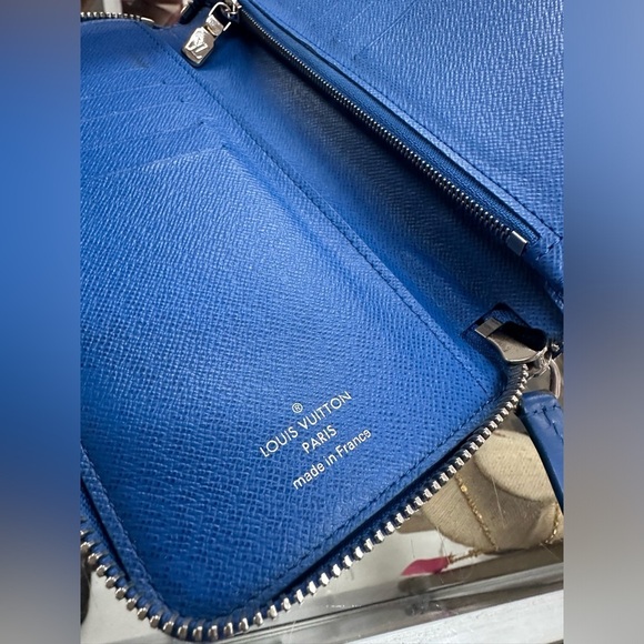 LOUIS VUITTON Damier Graphite Blue Vasco Zippy Wallet - Picture 5 of 9